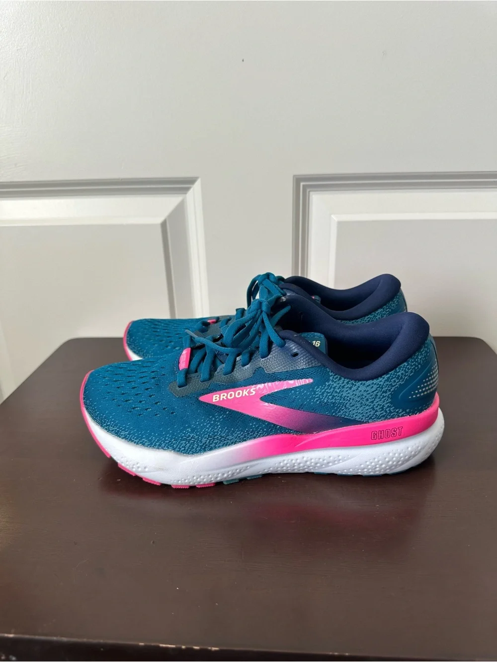 Brooks Women's Ghost 16 GTX Running Shoes Moroccan Blue/ Pink Size 8